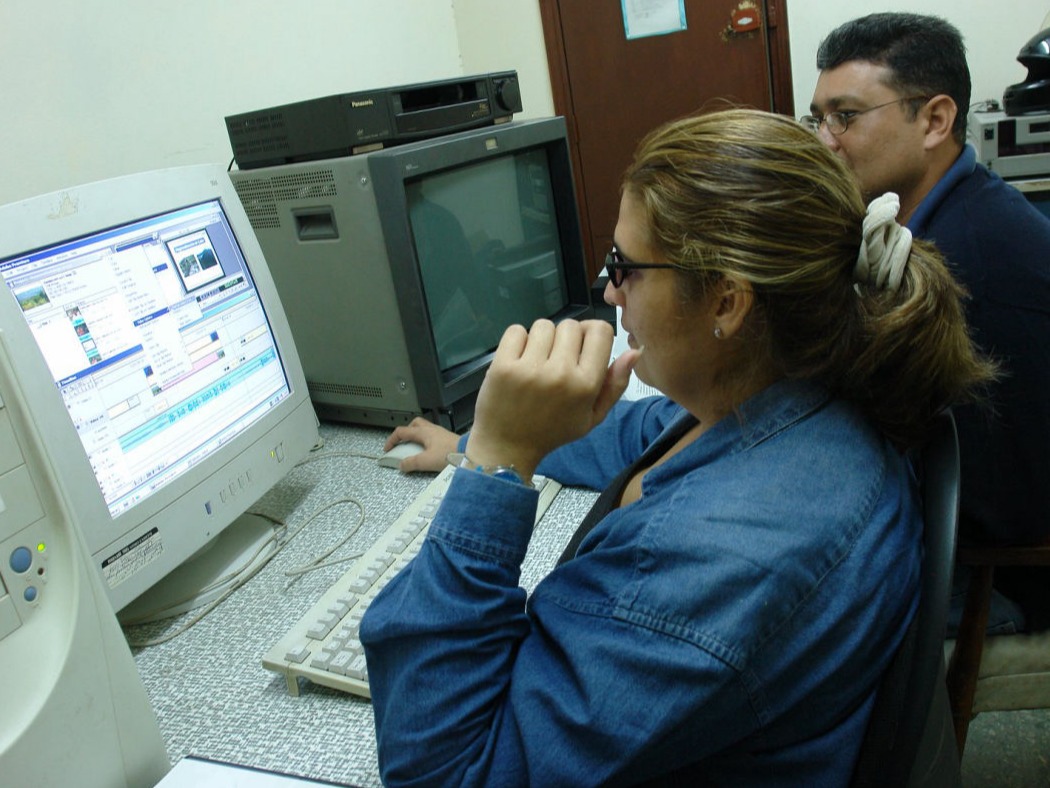 Edición (Lázara López y Cubano Sato)